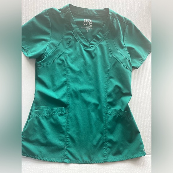 Barco One Scrub Set - Picture 2 of 14